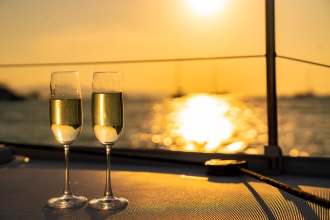 Sunset cruise aboard the Sea Ray 340